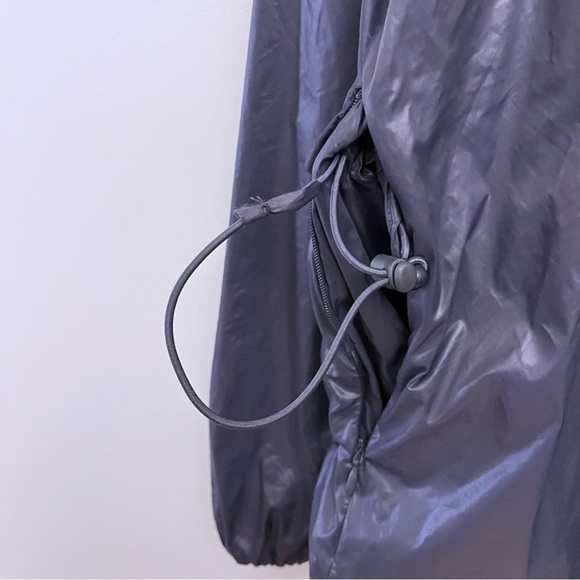 Fabletics Womens XL Iron Gray Kali Run Full Zip Cinched Waist Windbreaker Jacket - Picture 4 of 9